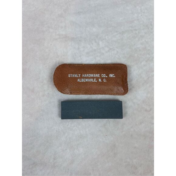 Vintage Rare Albemarle NC Stanley Hardware Company Knife Sharpener Holder - Picture 2 of 5